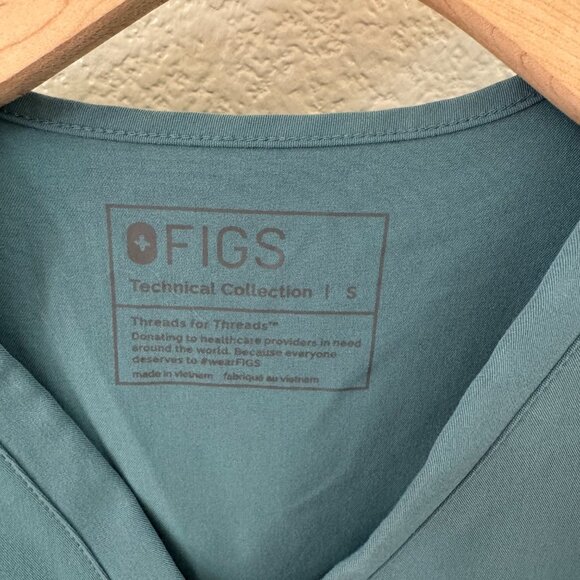 FIGS Teal Scrubs Top Size Small - Picture 4 of 4
